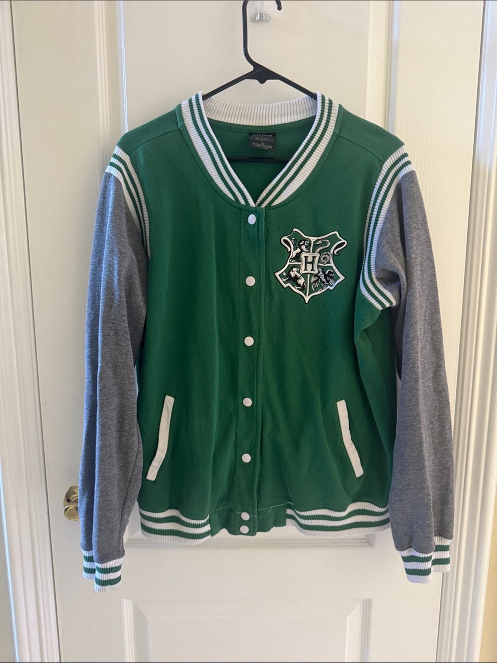 Warner Bros. Harry Potter Green and White Ribbed Crewneck